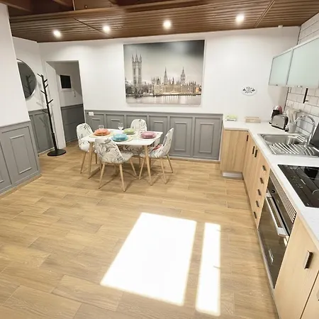 Suite Con Bano Privado Centrica ,Terraza ,Check Automatic